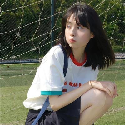 接近无限的白